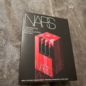 Nars Powermatte Lipstick Rouge À lèvres Pur Mat Samples